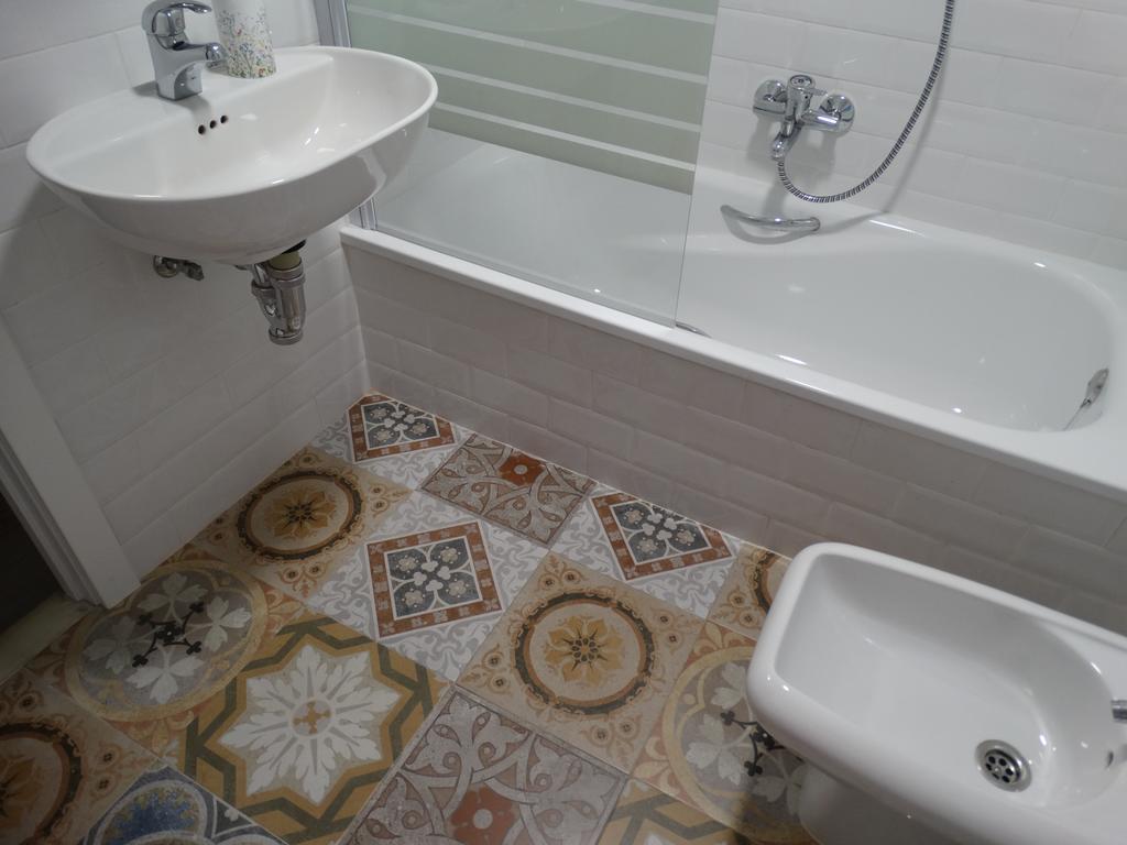 La Casa Del Marino Apartman Avilés Szoba fotó