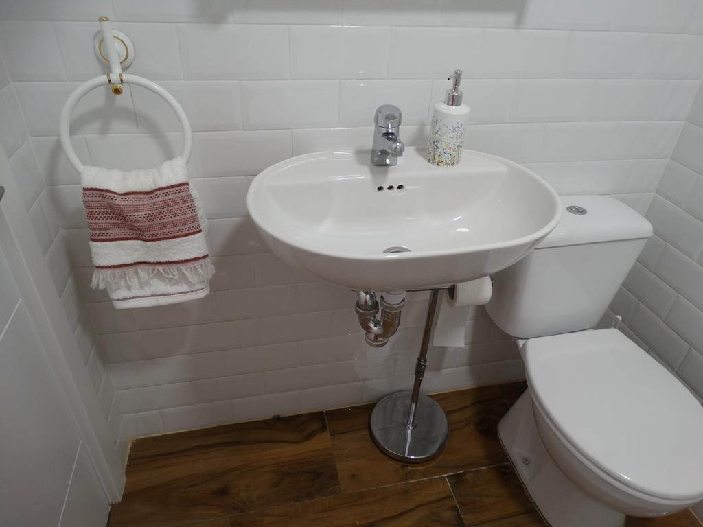 La Casa Del Marino Apartman Avilés Szoba fotó